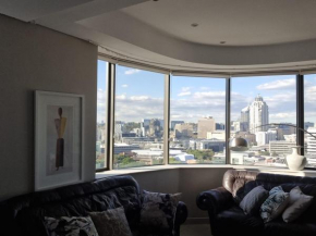 Sandton Skye 3 Bed Exclusive Apartment